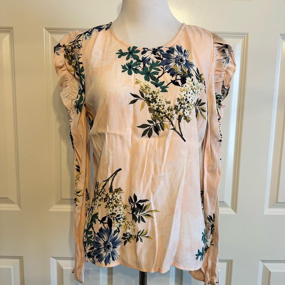 Astr Pink Floral Ruffle Sleeve Blouse